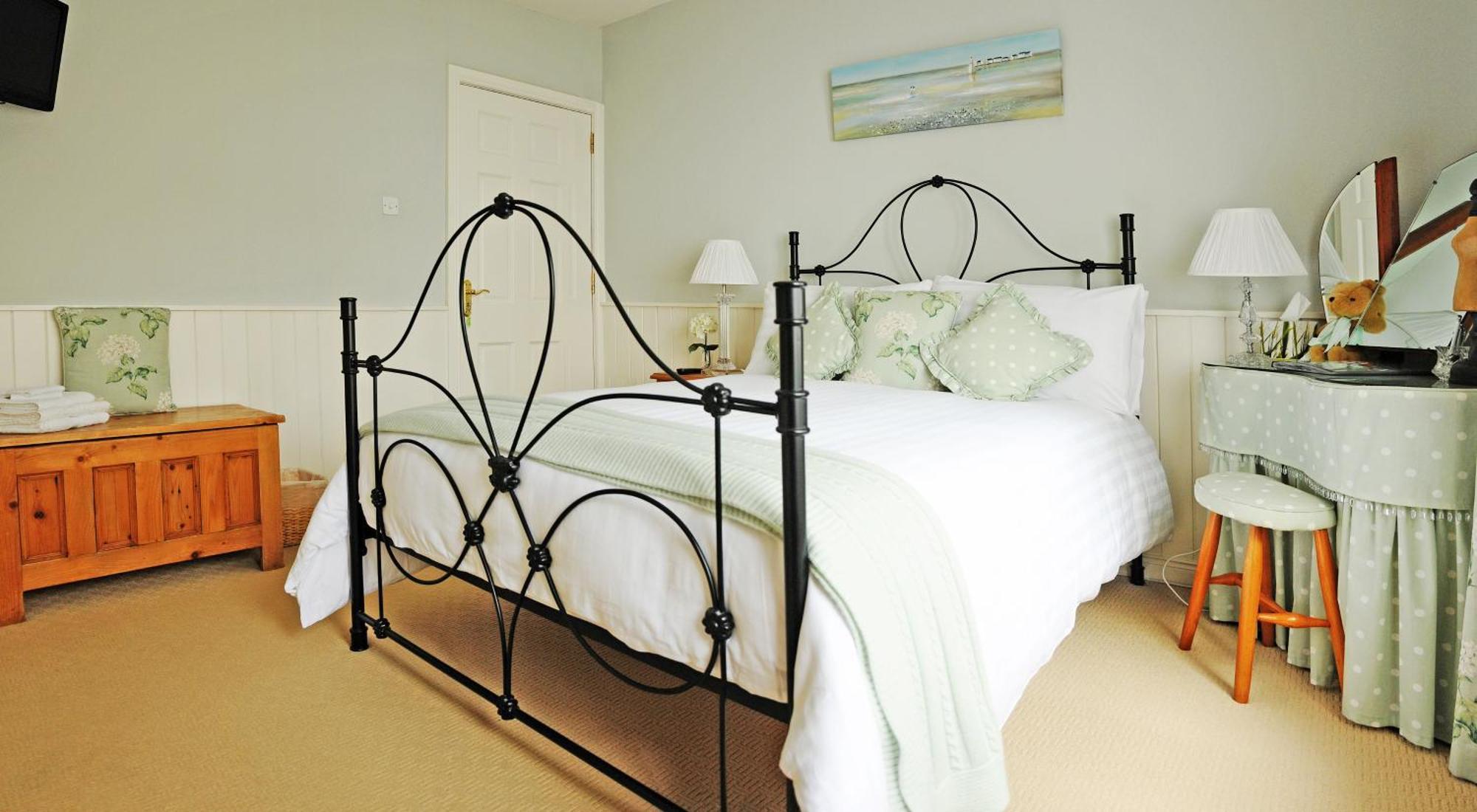 Cottesmore Bed And Breakfast Бушмилс Экстерьер фото