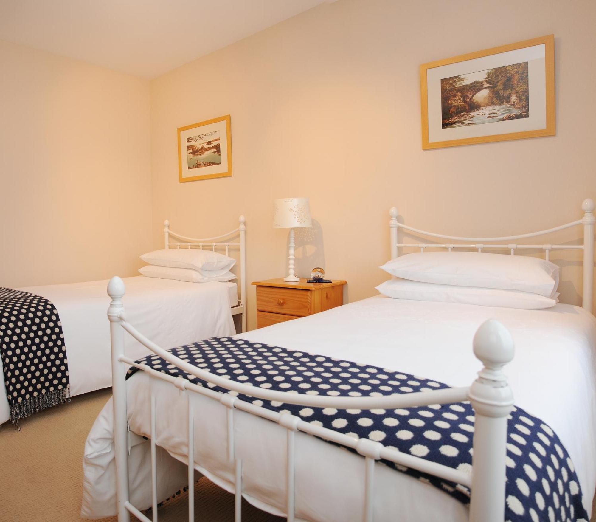 Cottesmore Bed And Breakfast Бушмилс Экстерьер фото